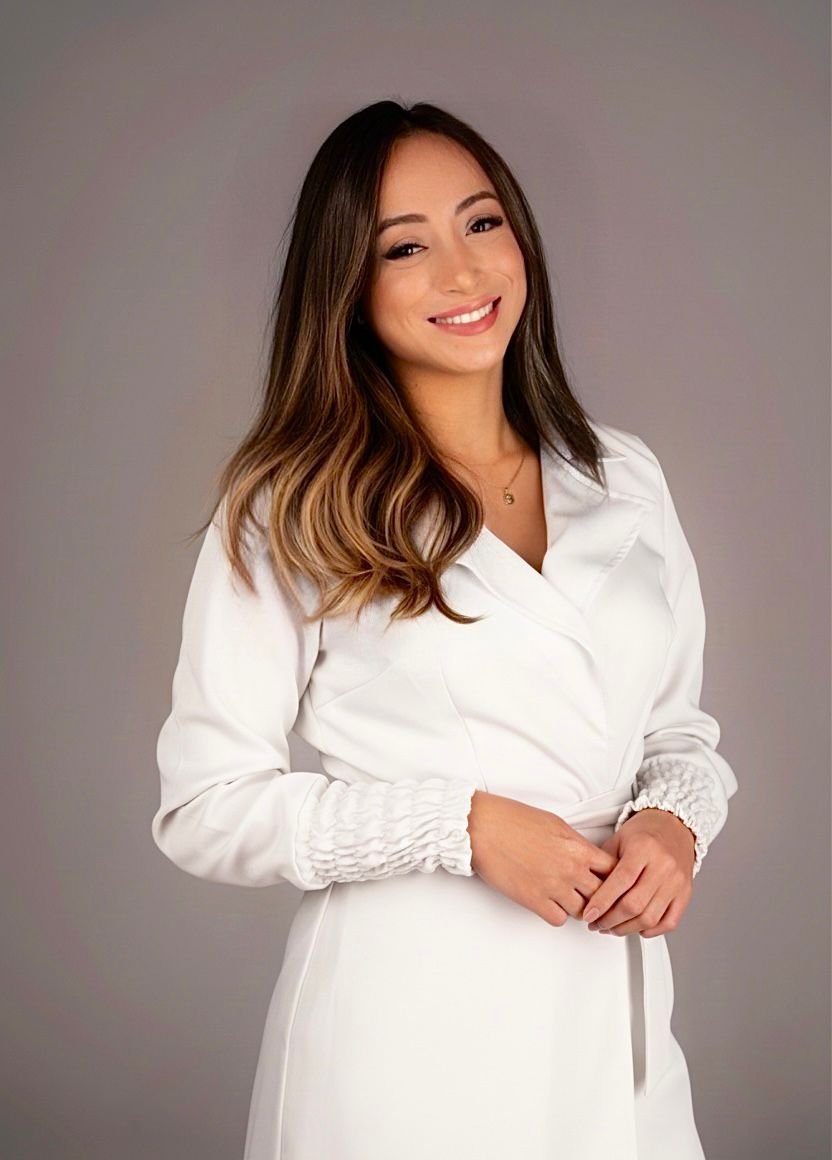 Dra. Leticia Gomes